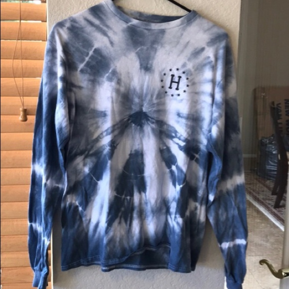 Huf tie die shirt 🥰
